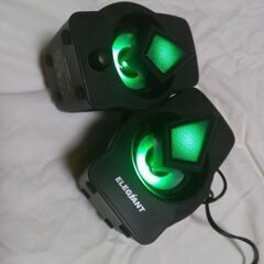 ELEGRANT　イルミネーション(レインボー)　ミニスピーカー　USB電源　3.5mmオーディオジャック　有線接続　ブラック の画像