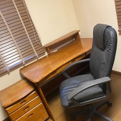 レトロな木製机　椅子＆卓上ランプセット♫の画像