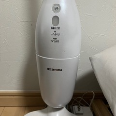 アイリスオオヤマコードレス掃除機（少々難あり）の画像