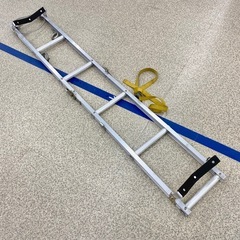 ナカオ NAKAO 昇柱用具 LC-165 特殊梯子 折りたたみ式 電柱ハシゴ 電気工事 はしご 電柱梯子 【店頭引取限定】の画像