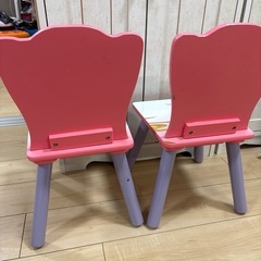 ディズニープリンセスチェアの画像
