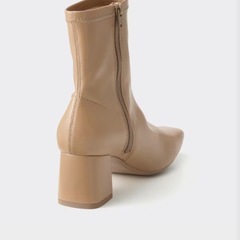 GUウルトラストレッチブーツベージュXL新品の画像