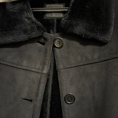 黒ハーフコートの画像