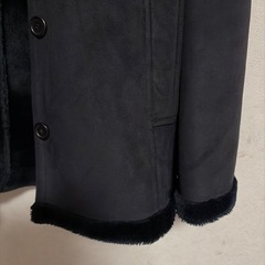 黒ハーフコートの画像