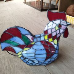 ステンドグラス風 テーブルランプ ニワトリ型 オブジェ 置物 レトロ　/TJ-2691 2Fの画像