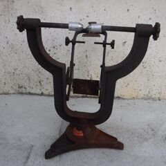 スポークホイールの振れ取り器　ホーザン製　幅150mmまで入ります。の画像