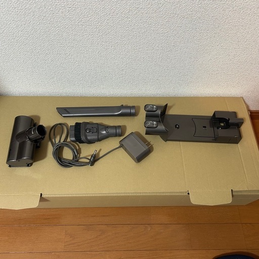 Dyson ダイソン コードレス掃除機 DC6 パープル