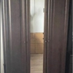 洋服用ワードローブの画像