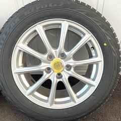 スタッドレスタイヤ　215/60R17 の画像