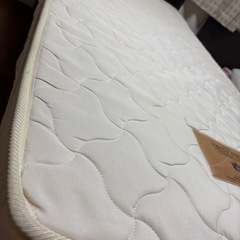 シングルベッド用マットレス二つ組の画像