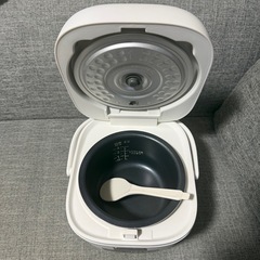 タイガー　マイコン炊飯器　　JBS-A055WMの画像