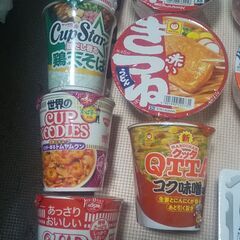 カップ麺　袋麺の画像