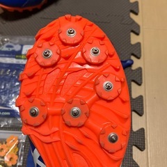 スパイクセット　青色　アシックス の画像