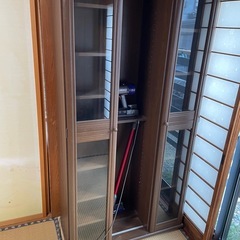 旧上越市内なら運びます。本棚の画像