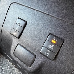 プリウス🚙キズ、凹みあり🚙ETC🚙ナビ🚙シートヒーター🚙の画像