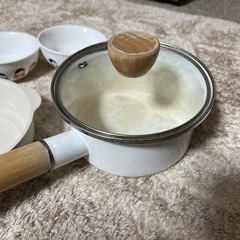 お皿　茶碗　鍋　セットの画像