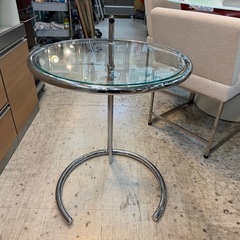 【愛品館 江戸川店 】昇降式 ガラスサイドテーブル EileenGray（アイリーングレイ）の画像