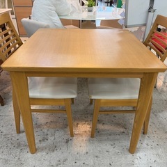 【愛品館 江戸川店 】コンセント付 ダイニングテーブル3点セット  NITORI（ニトリ）の画像