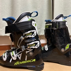 ノルディカ　スキーブーツ　中古　27.0〜27.5の画像
