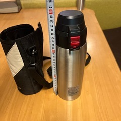 水筒の画像