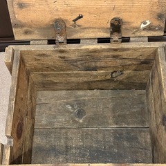 【かなりお得】アメリカンヴィンテージ収納ボックス、他売れるもの何点かの画像