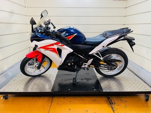 24717km ★始動動画あり★ ホンダ CBR250R MC41　中型　兵庫県　神戸市　バイク