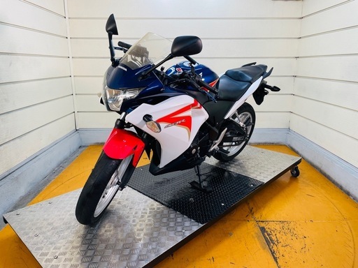 24717km ★始動動画あり★ ホンダ CBR250R MC41　中型　兵庫県　神戸市　バイク