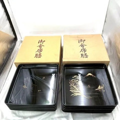 【❗️✨おもてなしに最適✨❗️】高級感ある漆塗り風お膳 10枚セット✨30×30cm 木箱付き 和食・法要の画像