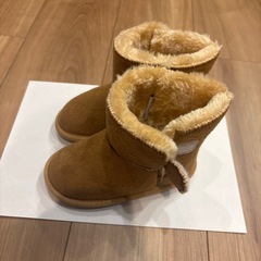 【試し履きのみ】キッズムートン16cmの画像