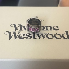 Vivienne Westwood リングの画像