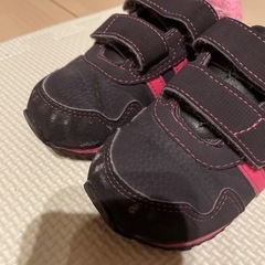 adidas アディダス　子供　ベビースニーカー　13.5cm　の画像