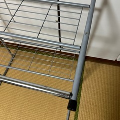 押入れラックの画像