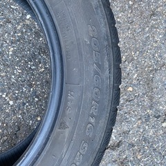 スタッドレス　205\60r16の画像