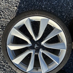 テスラ　モデル3 アルミホイール4本の画像