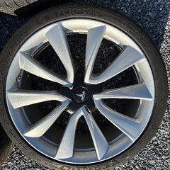 テスラ　モデル3 アルミホイール4本の画像