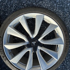 テスラ　モデル3 アルミホイール4本の画像