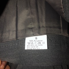 スカート　グレーの画像