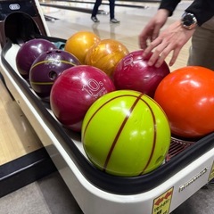 明日10日(水)の20時〜ボーリングやりませんか🎳