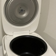 炊飯器の画像