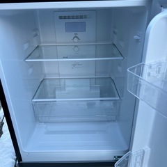 アクア2枚扉冷蔵庫2022の画像