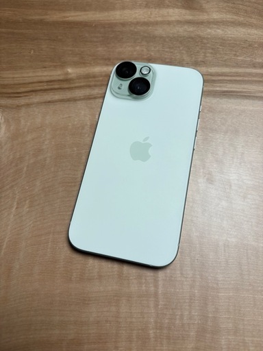 iPhone15 本体　グリーン　外箱のみ付属