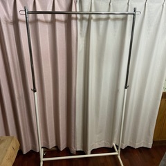 ハンガー掛けの画像