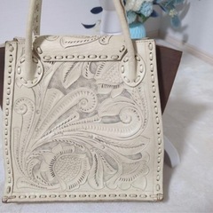 早い者勝ち！定価4万Carving Tribes カービングバッグ　レザーバッグ ①の画像