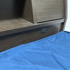 【取引中】ダブルマットレス＋ベットフレームの画像