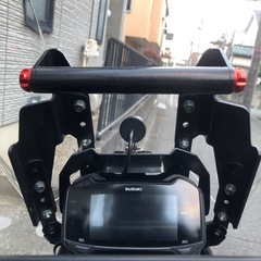 デイトナ　 Vストローム250スクリーンオフセットブラケット レッド クランプバー付き の画像