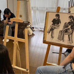 アトリエこうたき美術研究所では冬期講習を行います☃️美術予備校に近い内容で藝大生の講師たちが講習を行います。冬の期間に集中して勉強をしてみませんか？４月からアトリエがリニューアルし、より予備校に近い環境となりました。低授業料で美大入試対策ができます🎨🖌️ 志望校に合わせて静物デッサン、石膏デッサン、水彩・油彩、水粘土制作、平面構成、ポートフォリオ作成などの指導を行います。アトリエこうたき美術研究所のホームページよりお申し込みください‼️    の画像