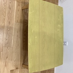 こたつテーブルの画像