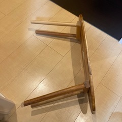 小さい机の画像