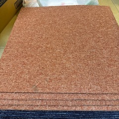 タイルカーペット　　　の画像