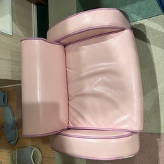 子供用座椅子の画像